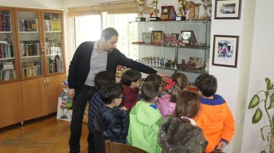 Özel Çakabey Mavişehir Anaokulu 6 yaş sınıfı Karşıyaka Satranç Merkezimizi ziyaret etti.